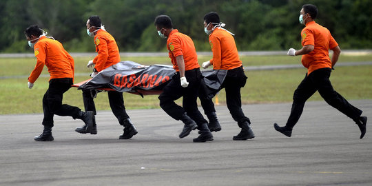 Hari ini, 3 jenazah korban AirAsia kembali bisa diidentifikasi
