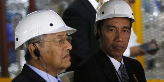 'Kerjasama dengan Proton, Jokowi jangan mengulang nasib Timor'