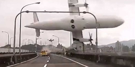 Mesin pesawat TransAsia rusak 37 detik usai lepas landas