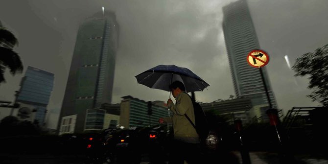 Ini Ramalan Cuaca Hari Ini Hujan Bakal Terus Guyur Jakarta