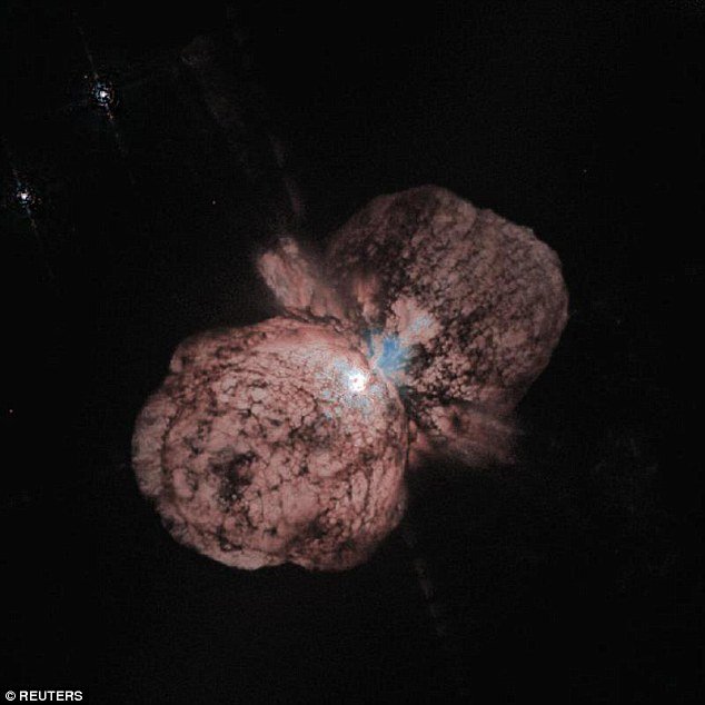 ledakan bintang eta carinae