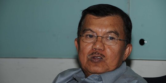 Hari ini JK terbang ke Makassar melayat sahabatnya Andi Oddang
