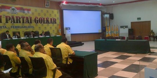 Sidang perdana Mahkamah Partai Golkar, kubu Ical absen