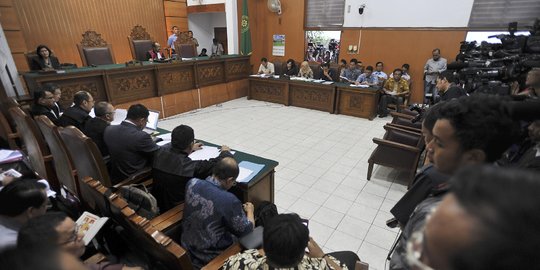 Wakil Ketua KY sangkal kawal sidang praperadilan Komjen Budi