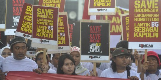 Kelakuan lucu para demonstran pendukung Komjen Budi Gunawan