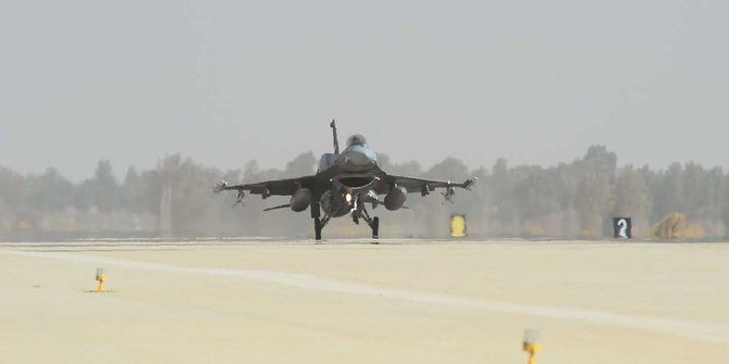 Aksi jet tempur angkatan udara Uni Emirat Arab gempur markas ISIS