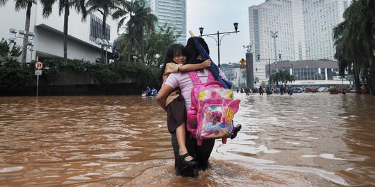 Mereka 'pahlawan' saat banjir terjang Jakarta