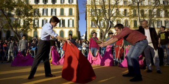 Spanyol dinobatkan jadi negara paling penuh cinta
