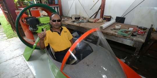 Pesawat pertama Djubair berbahan dasar kayu