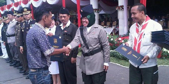 Ditanya soal maju di Pilwali Surabaya, ini jawaban Risma