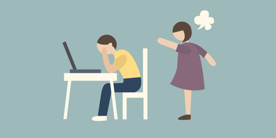 bersikap sangat manis