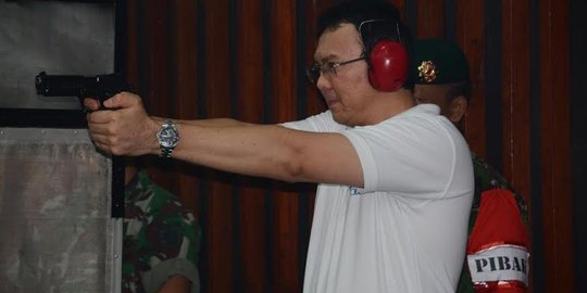 Ahok duga hidrant di DKI jelek karena ada orang SKPD main proyek