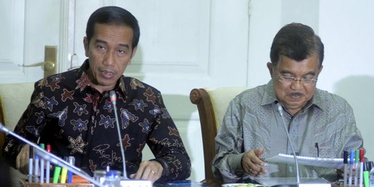 Jokowi berhentikan sementara Samad dan Bambang Widjojanto