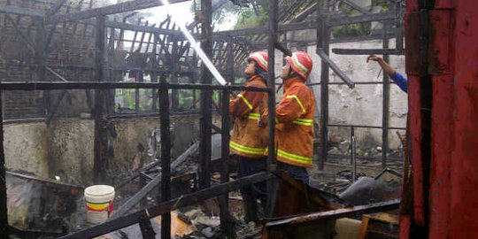 Korsleting listrik, sekolah di kompleks Mapolres Sragen terbakar