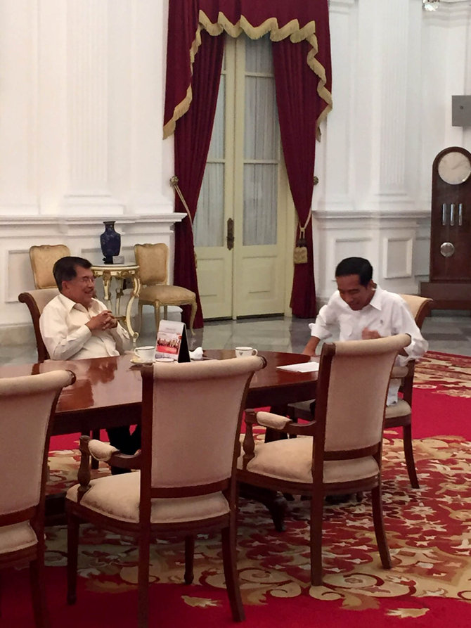 jokowi dan jk susun pidato