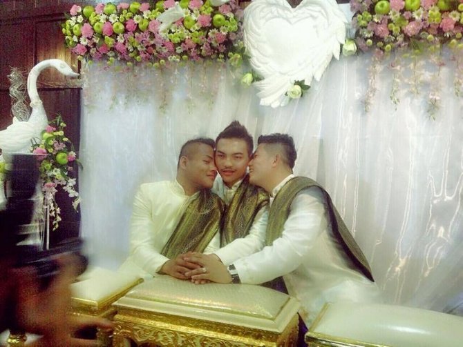 pernikahan kontroversial pasangan gay thailand