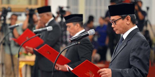 Presiden Jokowi lantik 3 Plt pimpinan KPK