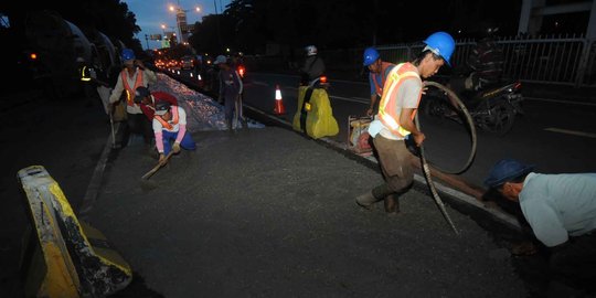 Proyek jalan layang khusus Bus Transjakarta mulai dikerjakan