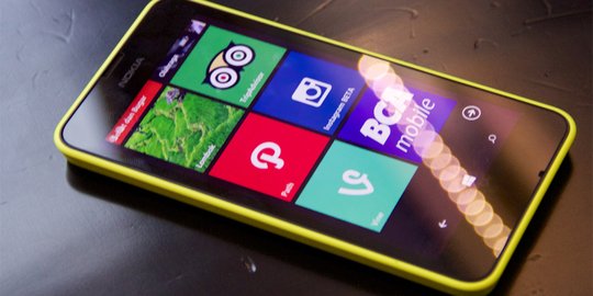 Lumia 640, si smartphone 5 inci terjangkau andalan baru Microsoft