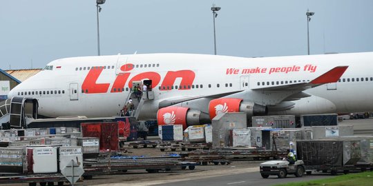 JK ingatkan Lion Air jangan lupa ganti uang refund & makan ke AP II