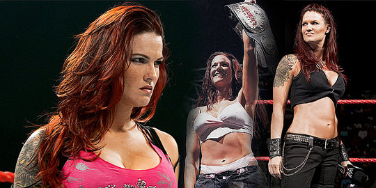 7 diva wwe paling 'sangar' di dunia