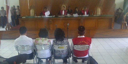 Sidang perdana bos Cipaganti di Bandung, nasabah gaduh hakim marah