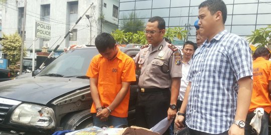 Modus penangkapan narkoba, perampok telanjangi korban