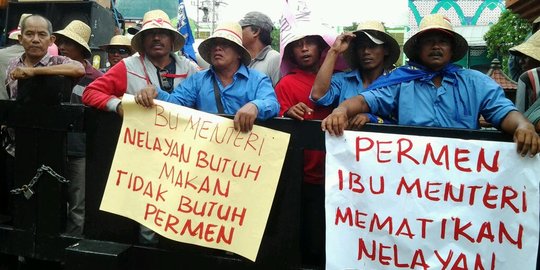 'Dikebiri' nasibnya, nelayan Jatim desak Jokowi copot Menteri Susi