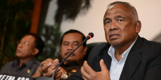 Plt Ketua KPK ikut serang BW & Samad: Pimpinan lama yang tidak benar