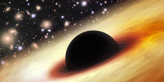 Ilmuwan dibuat bingung oleh lubang hitam sebesar 12 matahari