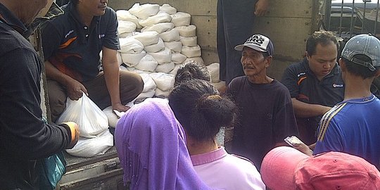 Redam kenaikan harga, Bulog Sulut salurkan 13 ton beras