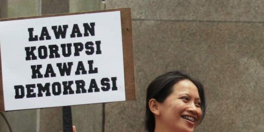jokowi beri ruki kartu kuning rev2
