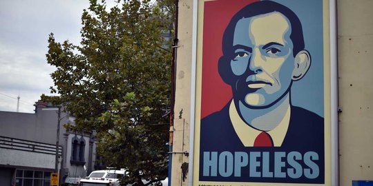 Tidak puas, warga Australia bikin poster Tony Abbott 'Hopeless'