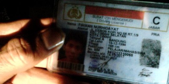 Ini identitas mahasiswa UPI Bandung yang terseret Honda City 30 KM