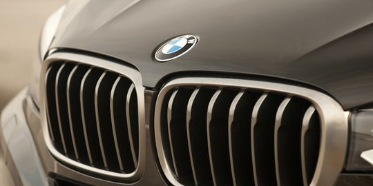 10 mobil spektakuler paling di cari di dunia