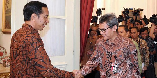 Kasus Komjen Budi dilimpahkan, Presiden Jokowi lepas tangan