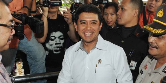 Menteri Yuddy ancam beri sanksi pegawai KPK yang demo