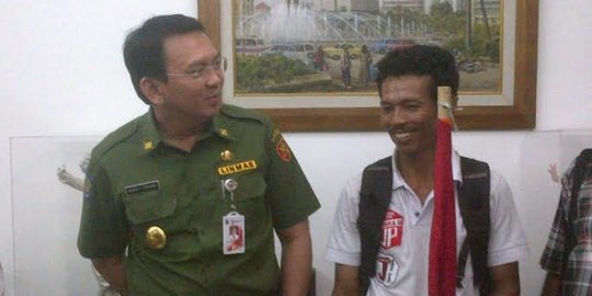 Dukung Ahok, Sumeri gowes ontel Bekasi-Jakarta