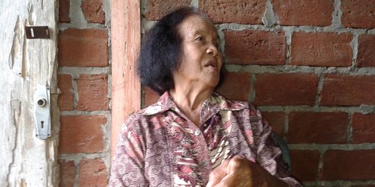 Punya uang miliaran, nenek tua & anaknya ini malah hidup menderita