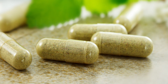 5 Bahaya obat herbal yang tidak terungkap selama ini