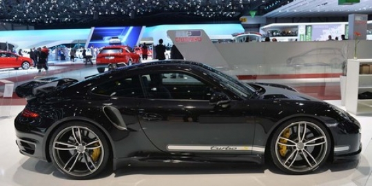 Customize, cara lain Porsche perkuat daya saing