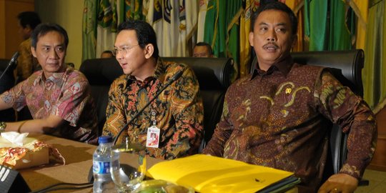 Mediasi dengan DPRD panas, Ahok keluar ruangan dari pintu belakang