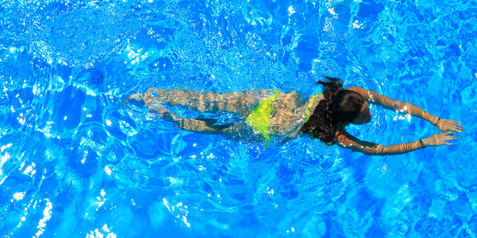 Image result for WASPADAI BEBERAPA JENIS PENYAKIT APABILA HOBI BERMAIN DI KOLAM RENANG