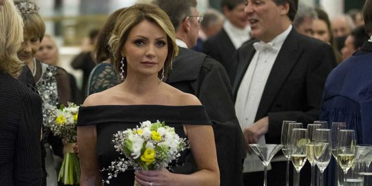Pesona Ibu Negara Meksiko Angelica Rivera hadiri pesta di London