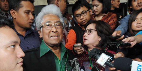 Bicarakan kasasi, Adnan Buyung temui Anas Urbaningrum di Rutan KPK