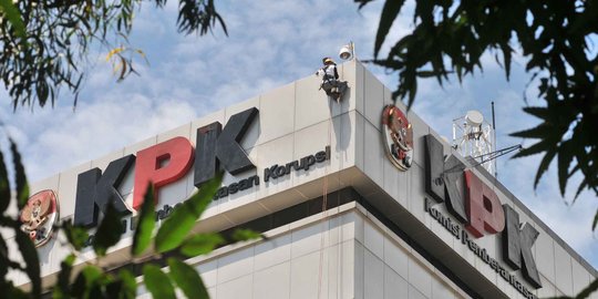 KY kritik KPK sering publikasi kasus korupsi ke publik