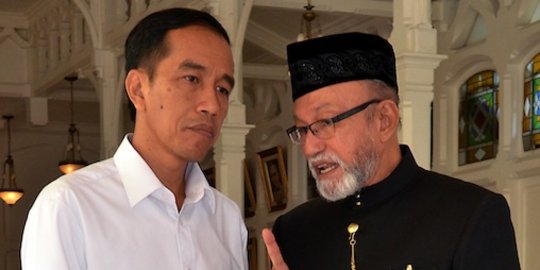 Warga Aceh tak percaya Jokowi jadi imam salat zuhur