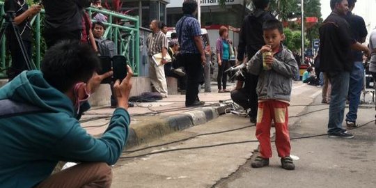 Sisa kebakaran di Wisma Kosgoro jadi tempat selfie warga