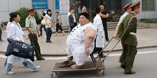 Malu digelari pria paling gendut, lelaki ini diet hingga turun 89 kg