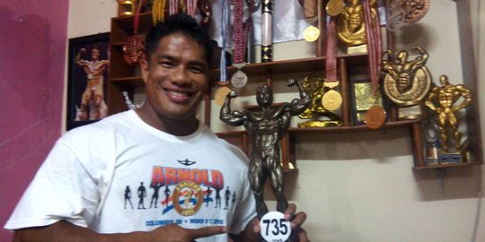 Tanpa bantuan pemerintah, atlet binaraga ini ukir prestasi dunia